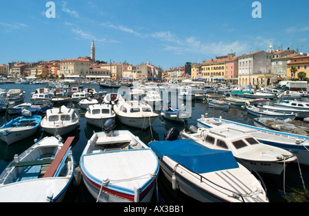 Hafen in der Altstadt, Rovinj, Istrien, Kroatien Stockfoto