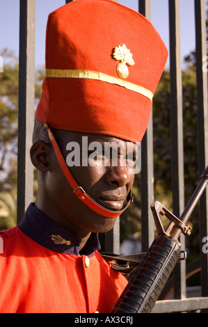 Reisen, Senegal, Dakar, Mann, Präsidentenpalast Wache, Stockfoto