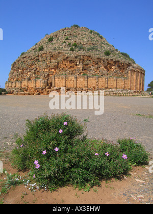 "Qabr äh Rumia", mauretanische Königsgrab (auch als Grab des christlichen Dame), Tipasa, Algerien, Nordafrika Stockfoto