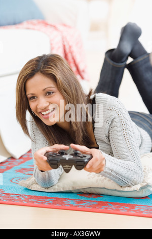 Indische Frau Videospiel Stockfoto