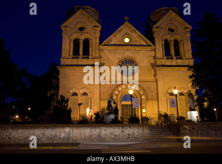 Kathedrale von St Francis Santa Fe New Mexico bei Nacht Oktober 2006 Stockfoto