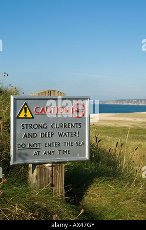 kein Schwimmen-Zeichen an einem Strand in der Nähe von Helston in Cornwall, england Stockfoto