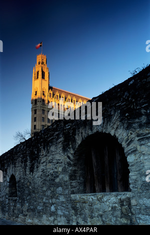 Die Alamo-Wand bei Sonnenuntergang San Antonio Missionen National Historic Park San Antonio Texas USA Dezember 2005 Stockfoto