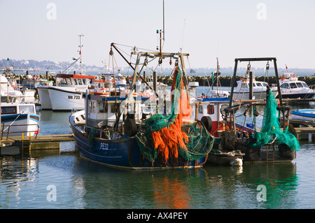 Angelboote/Fischerboote in der Poole Quay Marina, Hafen von Poole, Dorset. VEREINIGTES KÖNIGREICH. Stockfoto