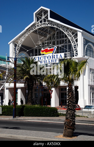 Eingang zum Victoria Wharf entlang Wellenbrecher Boulevard V & A Waterfront Kapstadt westlichen Kapprovinz in Südafrika Stockfoto