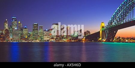 Australien. New South Wales. Sydney. Stadt bei Sonnenuntergang Stockfoto