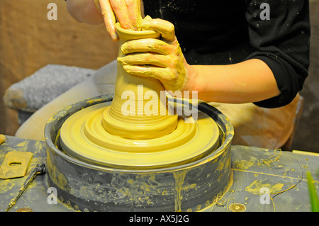 Töpfer bei der Arbeit Stockfoto