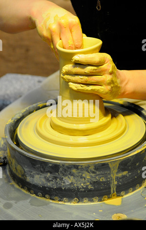 Töpfer bei der Arbeit Stockfoto