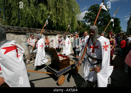 Umzug beim Mittelalterfest in Provins Frankreich Stockfoto
