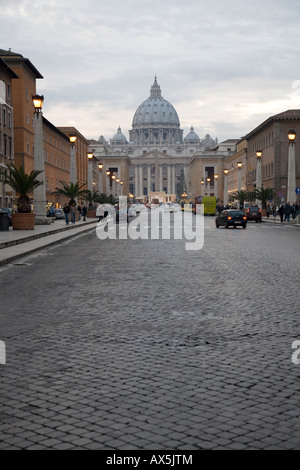 Ansicht von Str. Peters Basilica, Via della Conciliazione Stockfoto