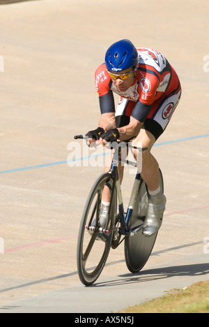 ehemaligen Tour de France gelbe Trikot Träger, Sean Yates racing am Karfreitag 2007 treffen, Herne Hill Velodrome, London, uk Stockfoto