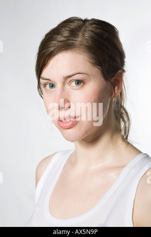 Porträt einer jungen Frau nach dem Training Stockfoto