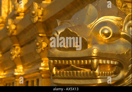 Löwe-Bild auf die Shwezigon Pagode in Bagan, Myanmar Stockfoto