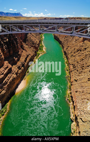 Navajo-Brücke, Stahlbrücke über den Colorado River, Marble Canyon, Navajo Indian Reservation, Arizona, USA, Nordamerika Stockfoto