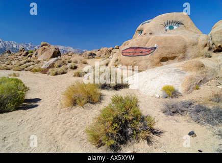 Bemalte Sandsteinfelsen in der Nähe von Trona Pinnacles, Sierra Nevada, Kalifornien, USA, Nordamerika Stockfoto