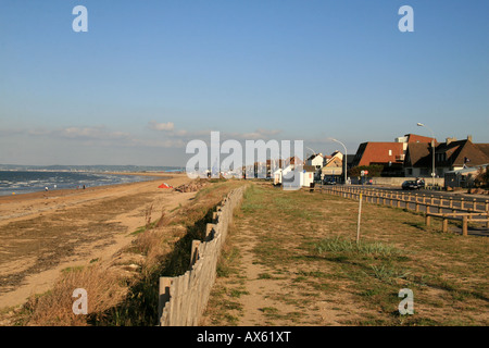 Blick entlang der Sword Beach in Colleville-Montgomery, Normandie, Frankreich. Stockfoto