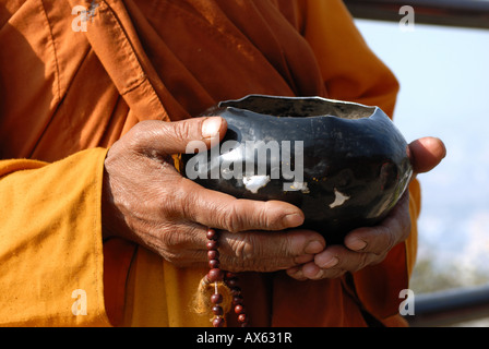 Ein Detail des buddhistischen Mönchs. Stockfoto