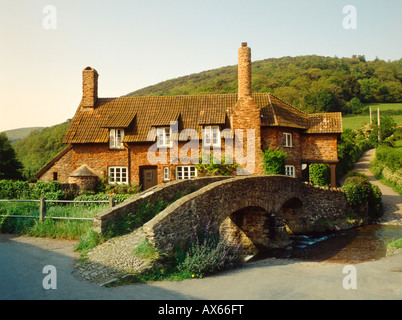 Pack-Pferd-Brücke, Allerford, Devon, UK. Stockfoto