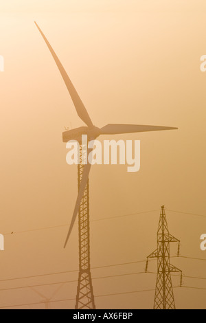 Generation der Windkraftanlagen in der Nähe von Kanyakumari in Tamil Nadu, Indien Stockfoto