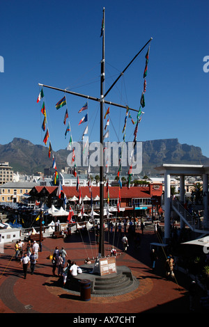 mit Blick auf die Cafés und Restaurants am Kai 5 V & eine Waterfront Kapstadt westlichen Kapprovinz in Südafrika Stockfoto