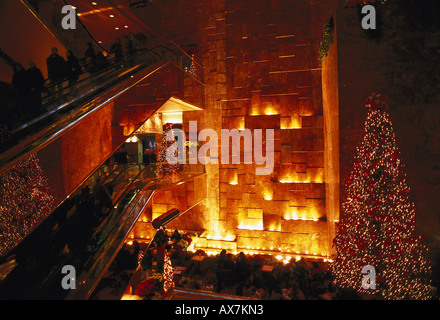 Trump Tower, Weihnachtsdeko, Manhattan, New York City, USA Stockfoto