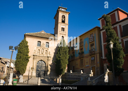 Granada Spanien Plaza Santa Ana Iglesia de Santa Ana y San Gil Stockfoto