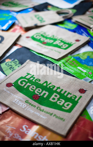 "Die natürliche Green Bag" Tescos wiederverwendbare hessische Einkaufstasche, UK Stockfoto