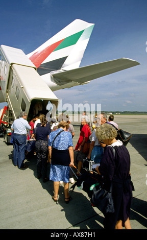 Sri Lanka Colombo Airport Fluggästen Emirates Airlines A310-300 Airbus Stockfoto