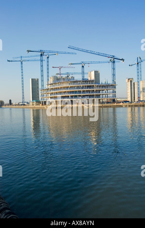 Bau in Salford Quays auf den Manchester Ship Canal Stockfoto