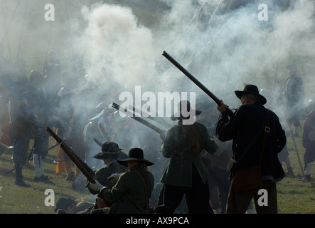 Englischer Bürgerkrieg Schlacht von Ripple re Inszenierung von Mitgliedern der Sealed Knot in der Nähe von Tewkesbury Stockfoto