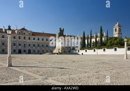 Alentejo Portugal, Vila Vicosa, die Reiterstatue in der Terreiro do Paco Platz Stockfoto