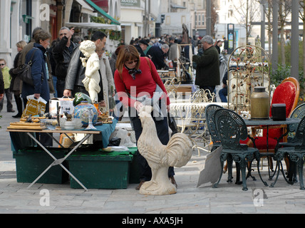 Flohmarkt in Dijon Burgund Frankreich Stockfoto