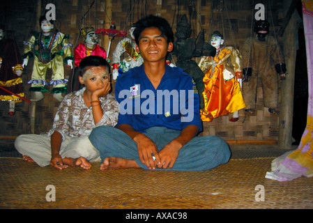 Puppenspieler in Bagan in Myanmar Burma Stockfoto