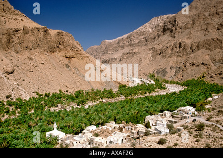 Blick über Wadi Tiwi im Oman. Stockfoto