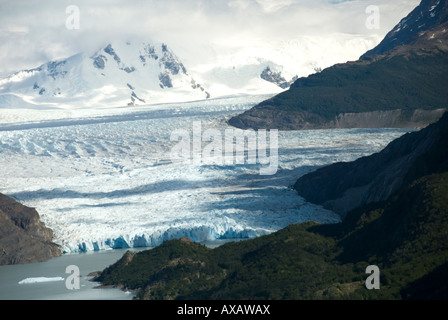 Andian Mountains, Anden, Schnee, Camping, Wandern, patagonische Stepp, Schmelze, Gletscher, Seen, Gletscher, Eisberge, Chile, Torres del Paine Nationalpark Stockfoto