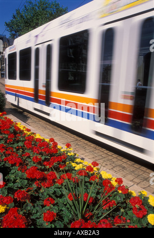 Das moderne Supertram System im Sheffield Stadtzentrum South Yorkshire England GB UK EU Europa Stockfoto