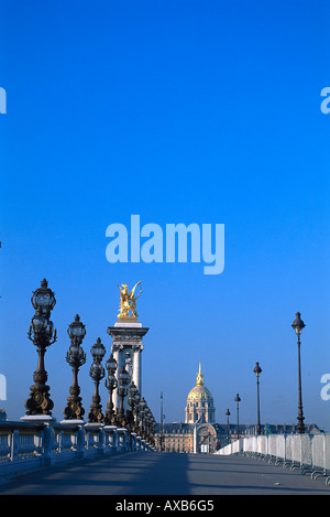 Ansicht des Petit Palais von der Brücke Pont Alexandre III, Paris, Frankreich Stockfoto