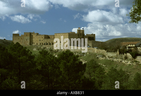 Der Parador Siguenza befindet sich in der mittelalterlichen Burg des 12. Jahrhunderts Stockfoto