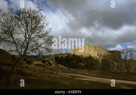 Der Parador Siguenza befindet sich in der mittelalterlichen Burg des 12. Jahrhunderts Stockfoto