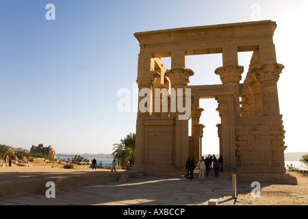 Kiosk des Trajan oder "Pharaos-Bett" im Philae Tempel auf dem Nil nahe Aswan Nubia Oberägypten Nordafrika, Naher Osten Stockfoto