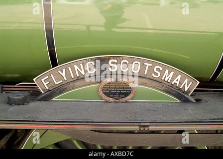 Dampf-Zug Kohle Rauch Transport fliegende Schotte berühmten Druck Zug Rad Reisen alte Mode trainspotter Stockfoto