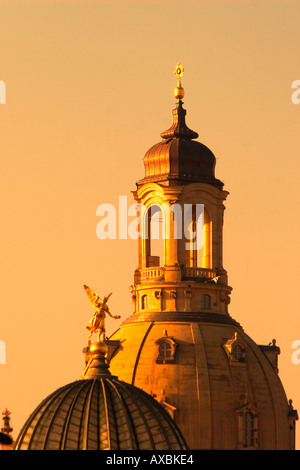 DEU Dresdner Frauenkirche nach Wiederaufbau Eröffnung im Oktober 2005 Dresden eine fast vollständige Zerstörung im Februar erlitt Stockfoto