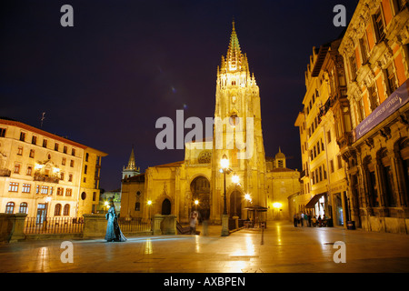 San Salvador Kathedrale am Plaza de Alfonso el Casto Oviedo Asturien Spanien Stockfoto