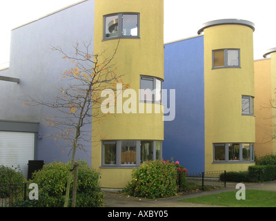 zwei identische Doppelhaushälfte Häuser in moderner Architektur Almere Buiten Niederlande Stockfoto
