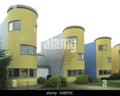 Drei 3 identischen Reihenhäusern in der modernen Architektur Almere Buiten Niederlande Stockfoto