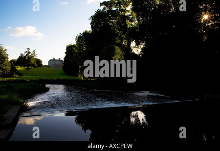 River awbeg Doneraile Hof, in der Nähe von Buttevant, County Cork, Irland Stockfoto