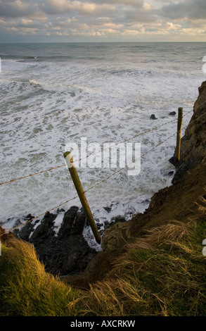 Küstenerosion Bühne Cove, in der Nähe von Bunmahon, der Kupfer-Küste, Grafschaft Waterford, Irland Stockfoto