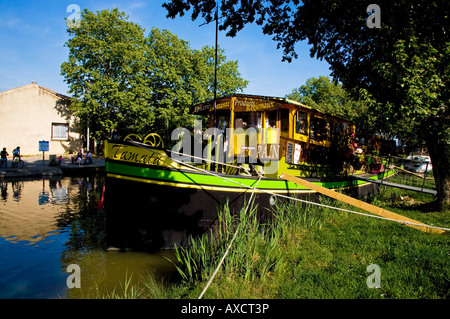 Kanal-Boot-Shop auf dem Canal du Midi, Le Somail, Languedoc-Roussillon, Frankreich Stockfoto