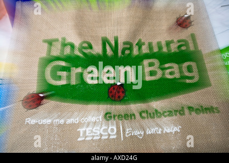 "Die natürliche Green Bag" Tescos wiederverwendbare hessische Einkaufstasche, UK Stockfoto