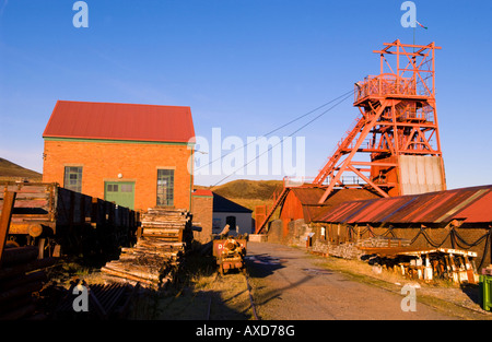 Gewundenen Gang und Haus am Big Pit National Mining Museum Blaenavon Torfaen South Wales UK EU Stockfoto